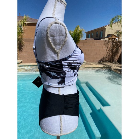 Tankini - Picture 5 of 5